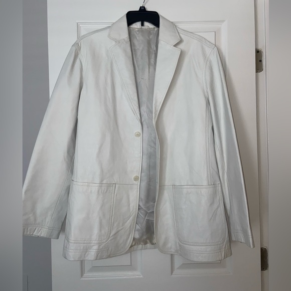 mondo di marco Other - White Leather Blazer by Mondo di Marco